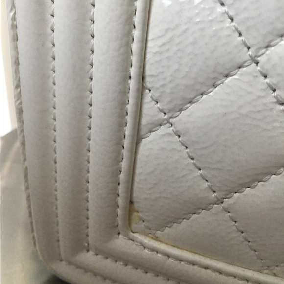 RARE CHANEL Boy square white patent bag - Picture 7 of 14